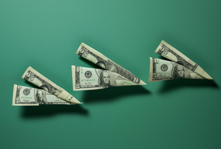 Money Things on the Road